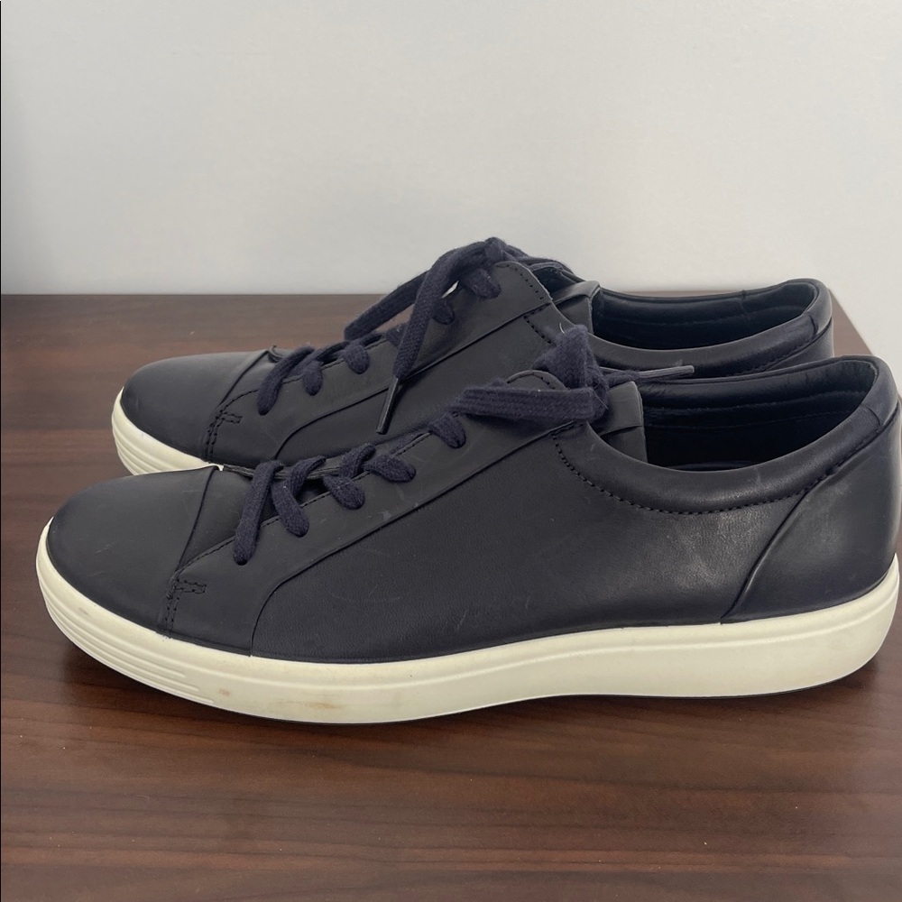 Ecco Sleek Navy Sneakers with White Soles